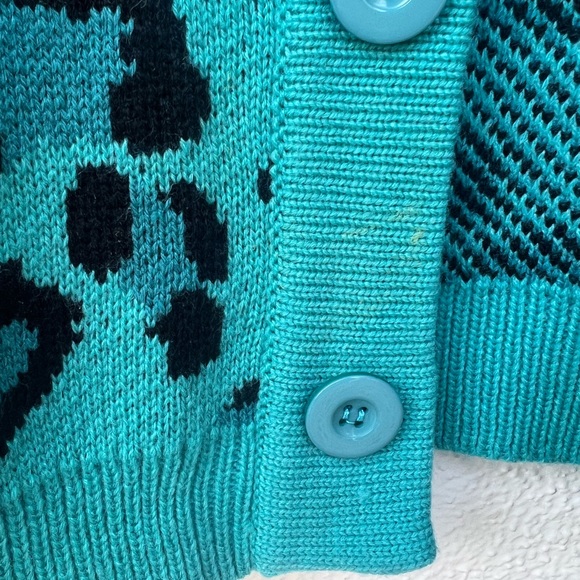 Leopard full fashion button up sweater - Picture 4 of 8